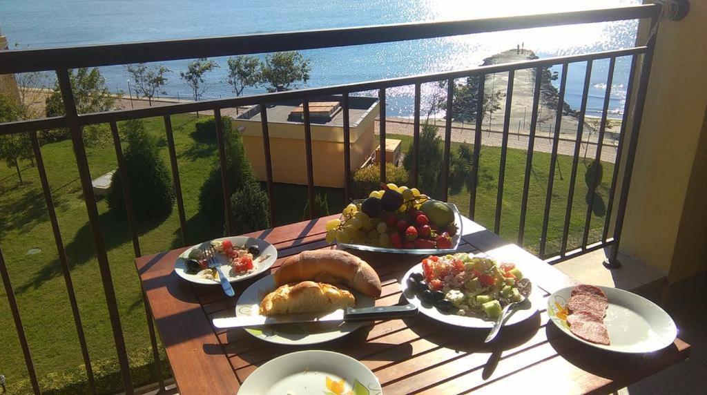Apartament Aheloy Esterno foto
